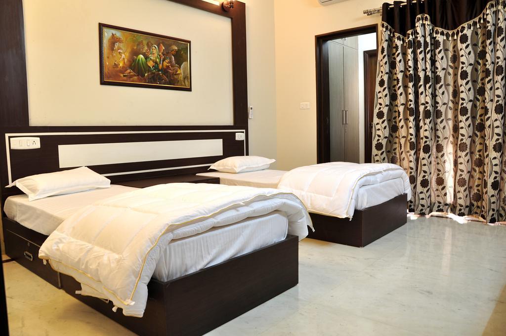 Mohini Home Stay Agra  Zewnętrze zdjęcie